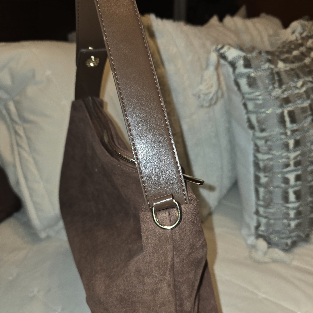 🎄SMALL SHOULDER FAUX SUEDE CRESCENT SHAPED BAG